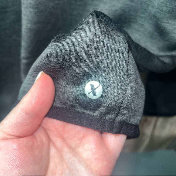 Xersion boys pullover, size 14/16 reg - Picture 2 of 7